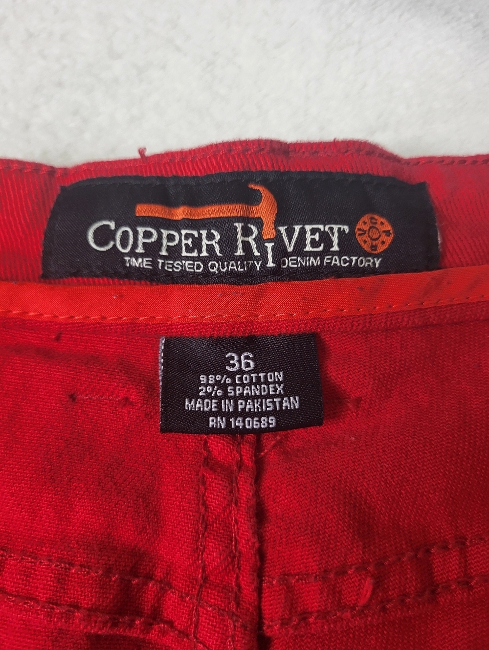Copper Rivet Men's Distressed Red Zipper Detail Shorts. Size 36. - Picture 9 of 11